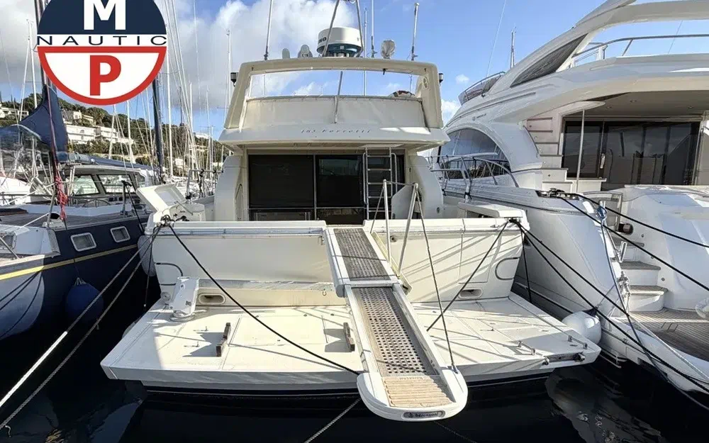 slider 1 Ferretti 165 Fly
