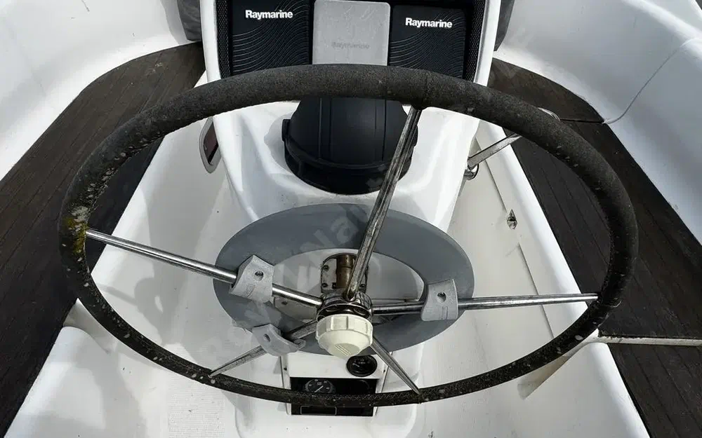 slider 5 Bavaria 30 Cruiser