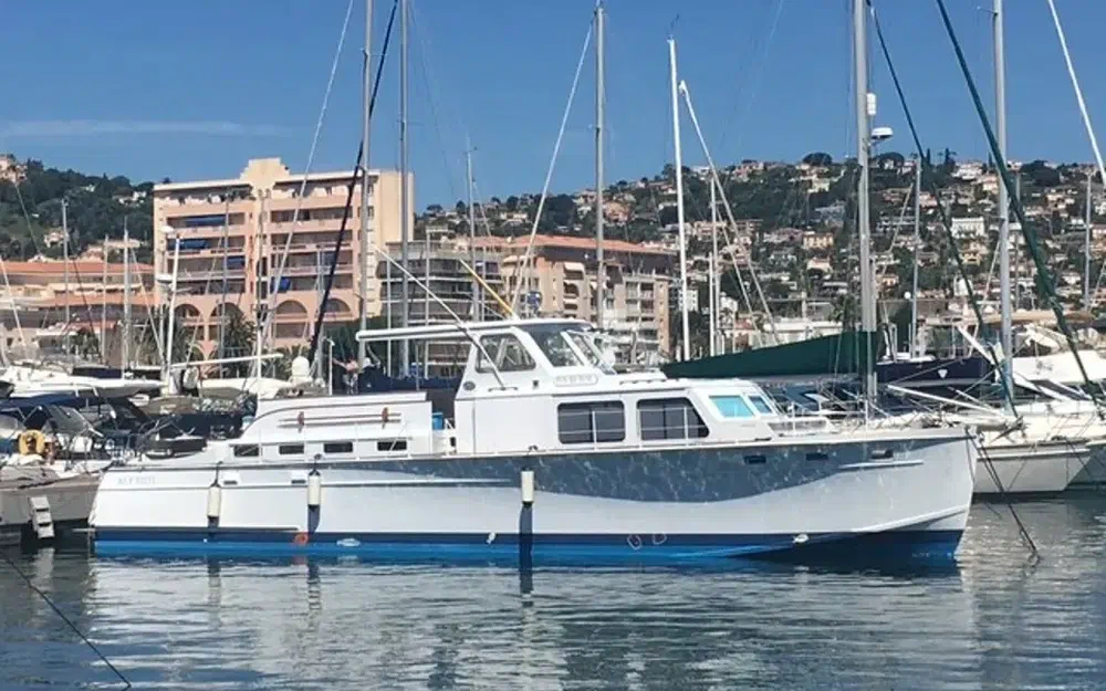slider 34 Huckins Corinthian 52