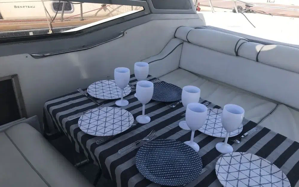 slider 2 Sunseeker Cobra 39