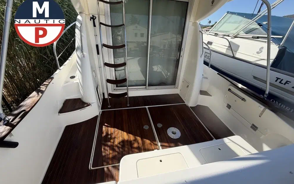 slider 1 Jeanneau Merry Fisher 925