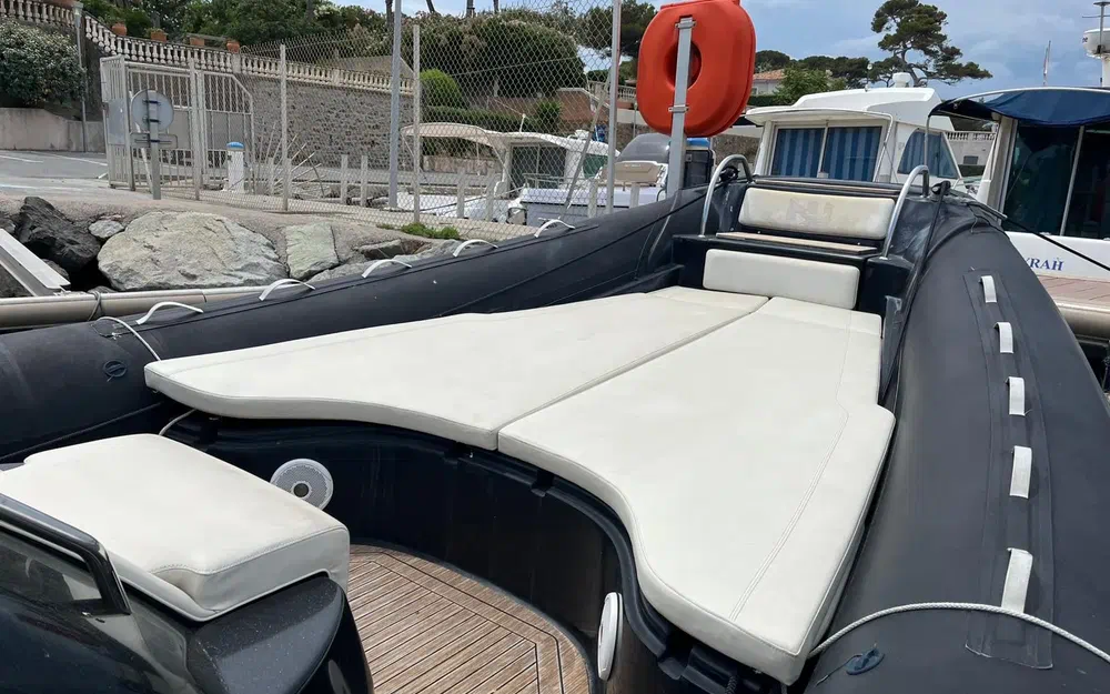 slider 5 Nuova Jolly Prince 35 Cabine