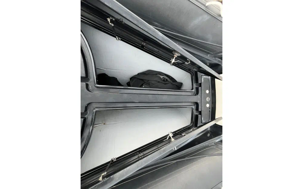 slider 10 Nuova Jolly Prince 35 Cabine