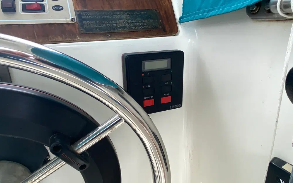 slider 4 Beneteau Antares 655