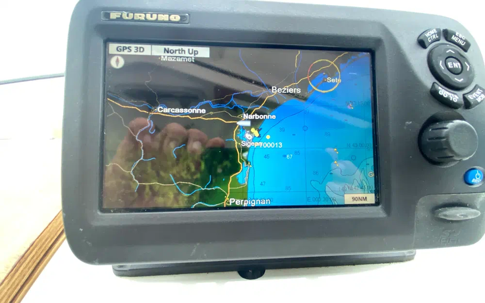 slider 5 Beneteau Antares 655