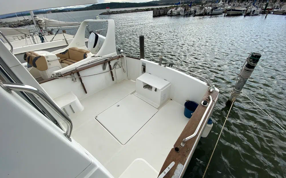 slider 17 Beneteau Antares 655