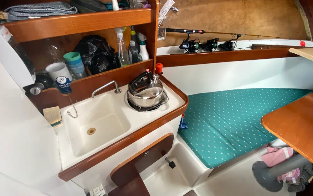 slider 8 Beneteau Antares 655