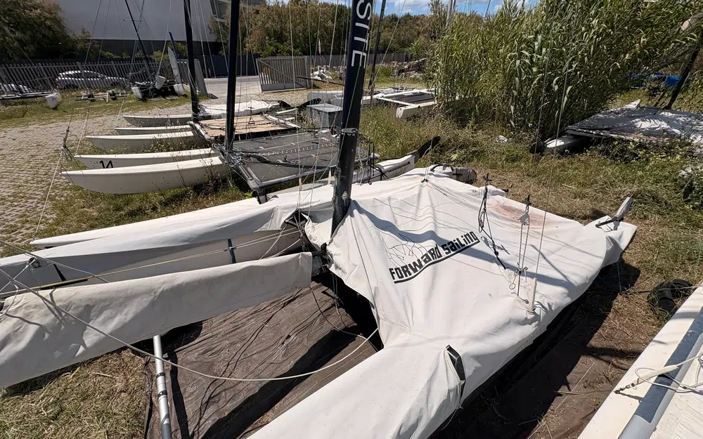 slider 1 Hobie Cat Tiger