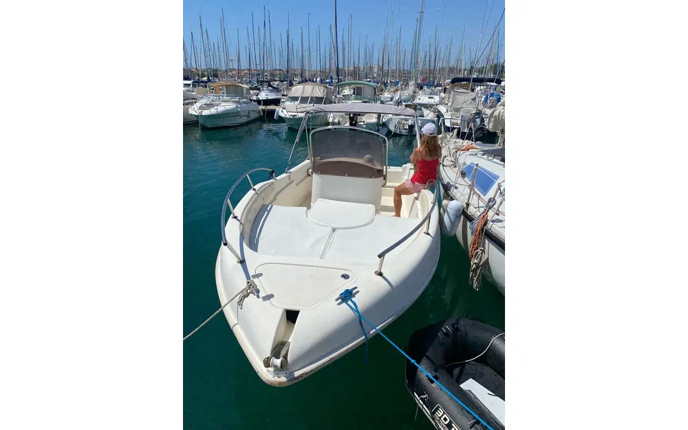 slider 26 Marine Compositi 620 Open