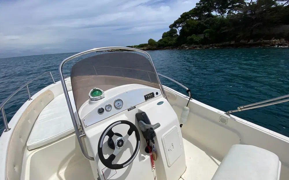 slider 43 Marine Compositi 620 Open