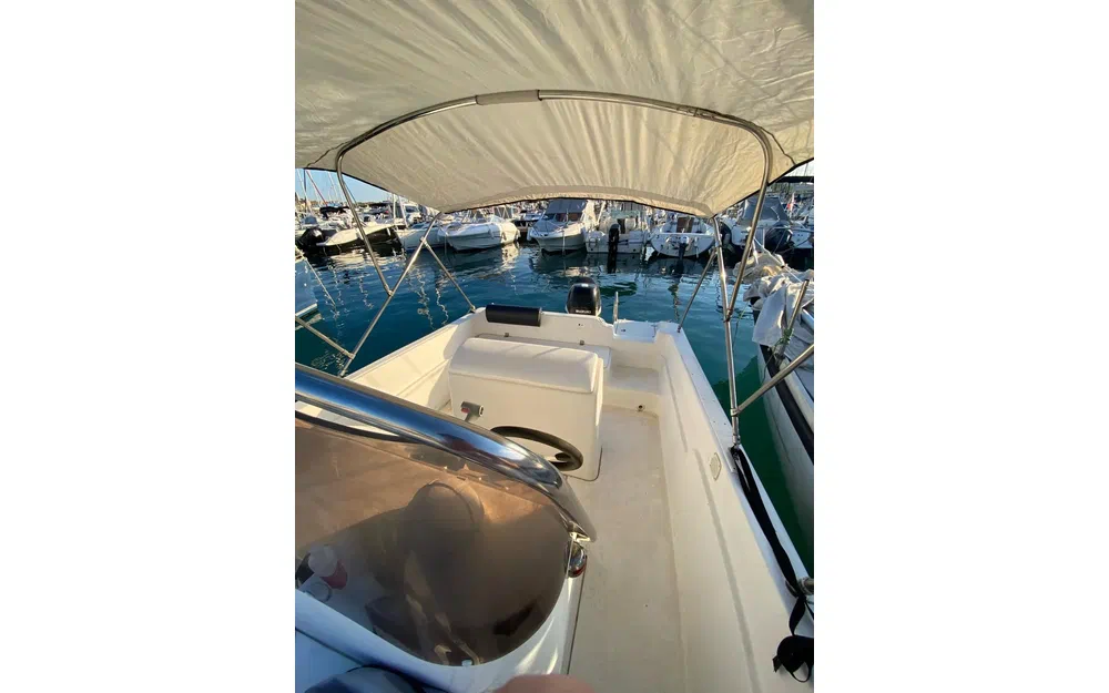 slider 7 Marine Compositi 620 Open