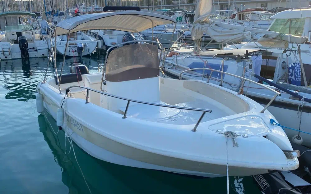slider 8 Marine Compositi 620 Open
