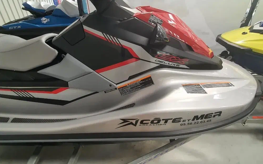 slider 3 Yamaha EX Deluxe