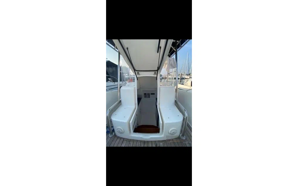 slider 5 Kelt White Shark 285