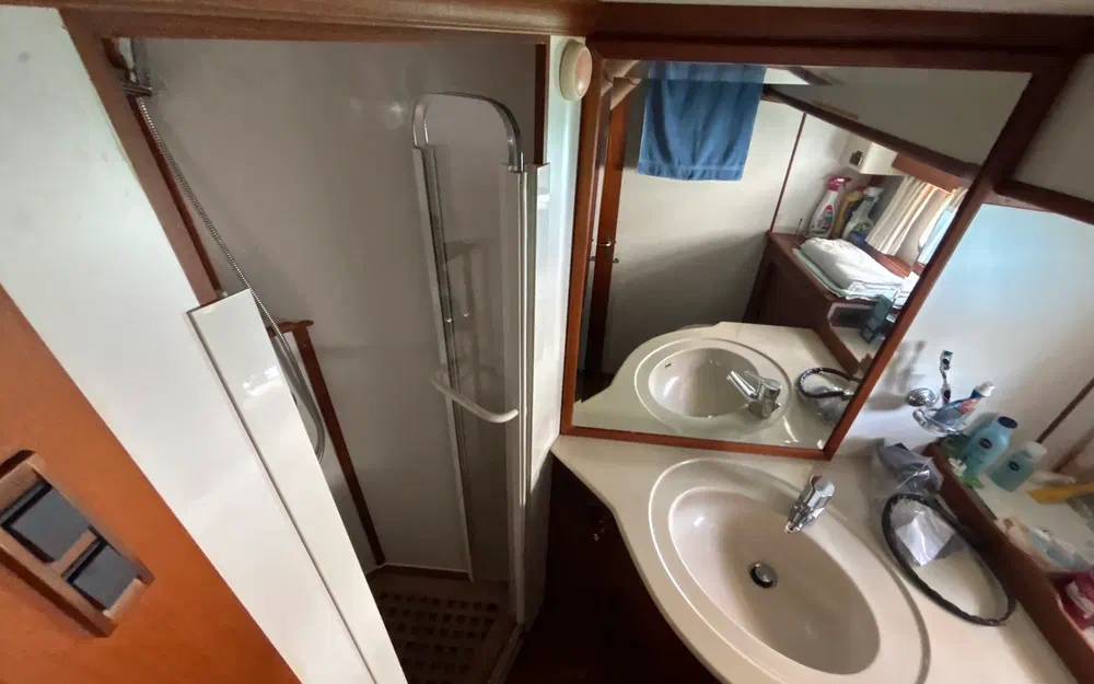 slider 23 Grand Banks 52 Europa