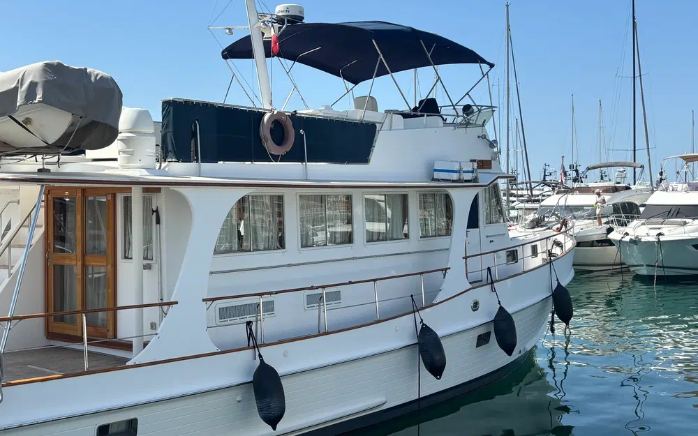 slider 3 Grand Banks 52 Europa