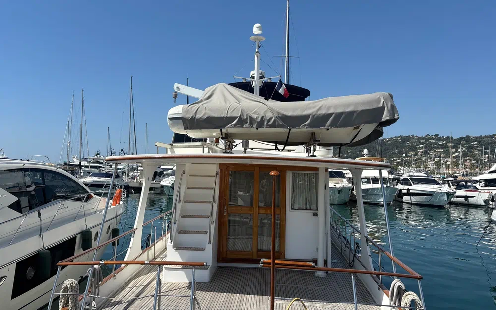 slider 5 Grand Banks 52 Europa