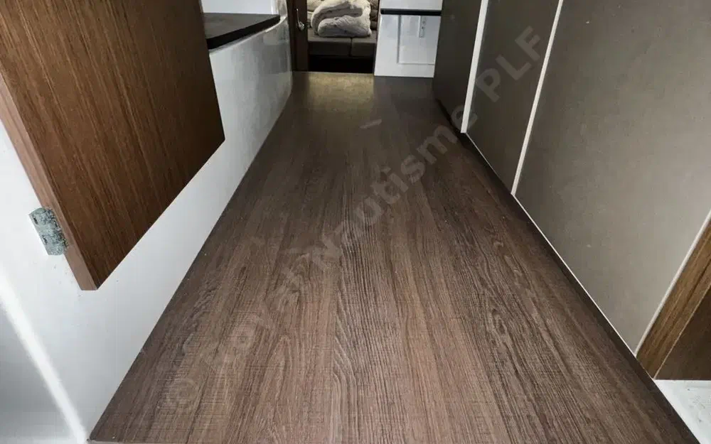 slider 11 Beneteau Antares 9 OB