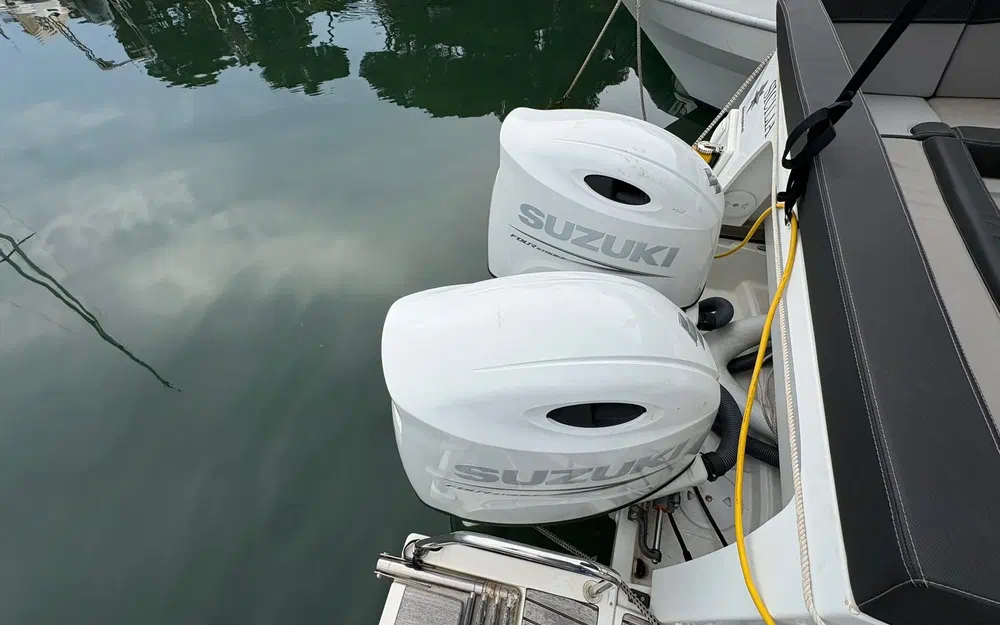 slider 19 Jeanneau Merry Fisher 895