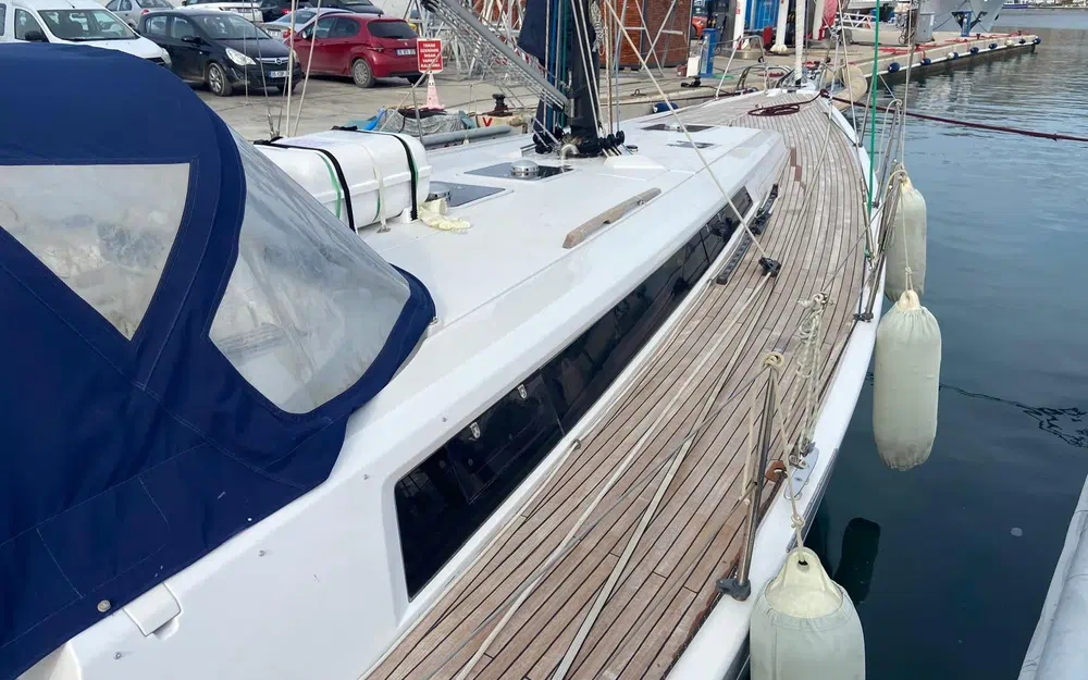 slider 11 Grand Soleil 46 B&C ANGEL II