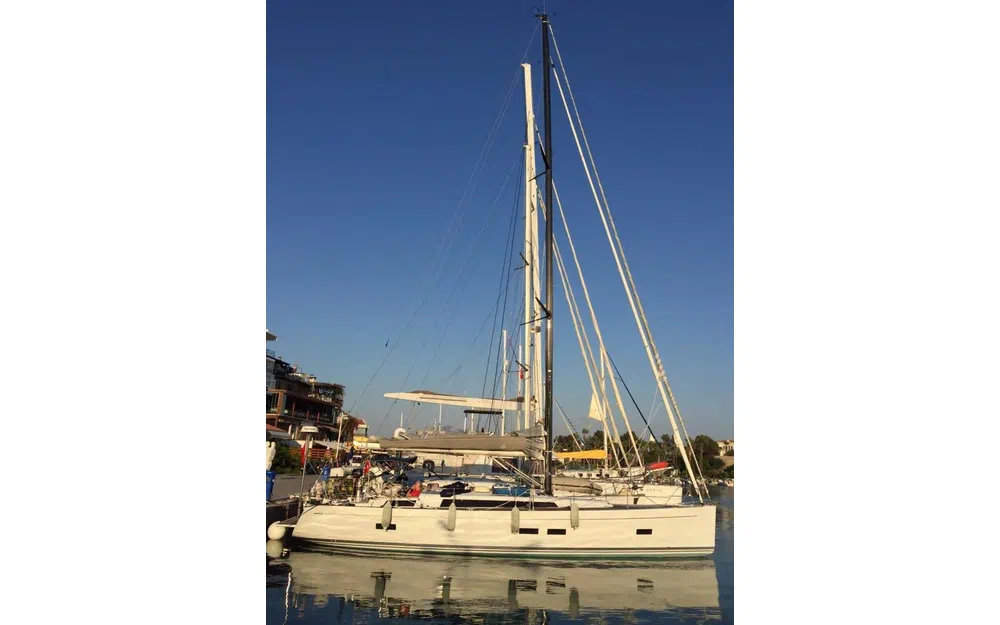 slider 4 Grand Soleil 46 B&C ANGEL II