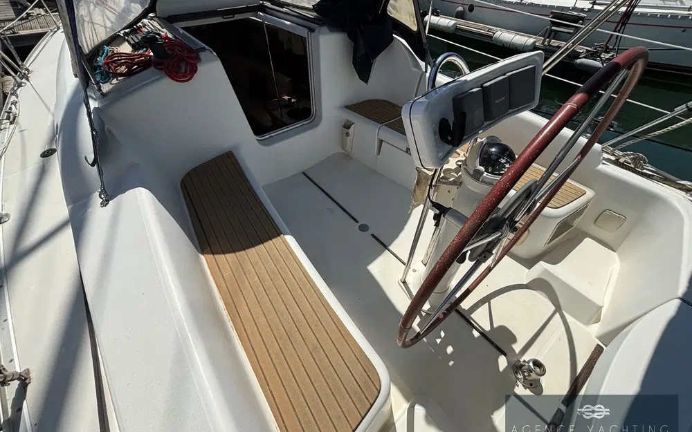 slider 9 Jeanneau Sun Odyssey 32 i