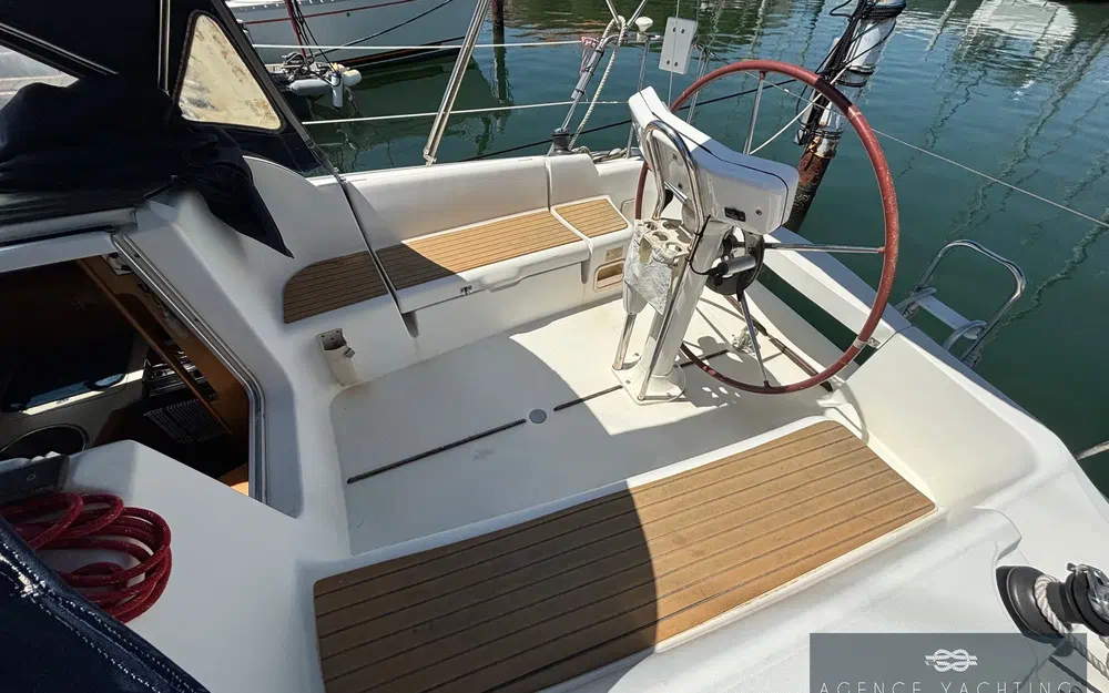 slider 10 Jeanneau Sun Odyssey 32 i