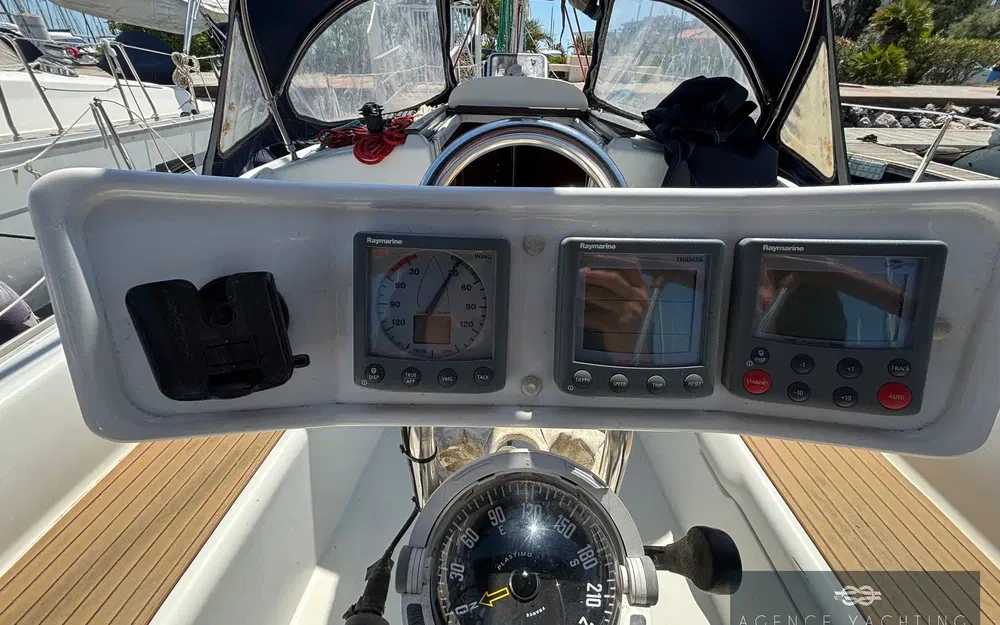 slider 14 Jeanneau Sun Odyssey 32 i