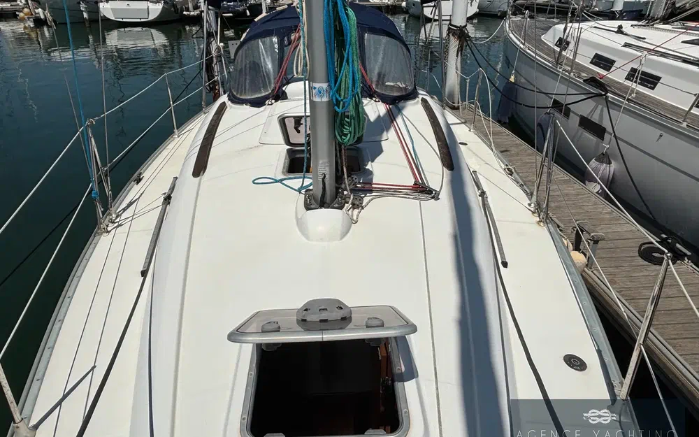 slider 19 Jeanneau Sun Odyssey 32 i