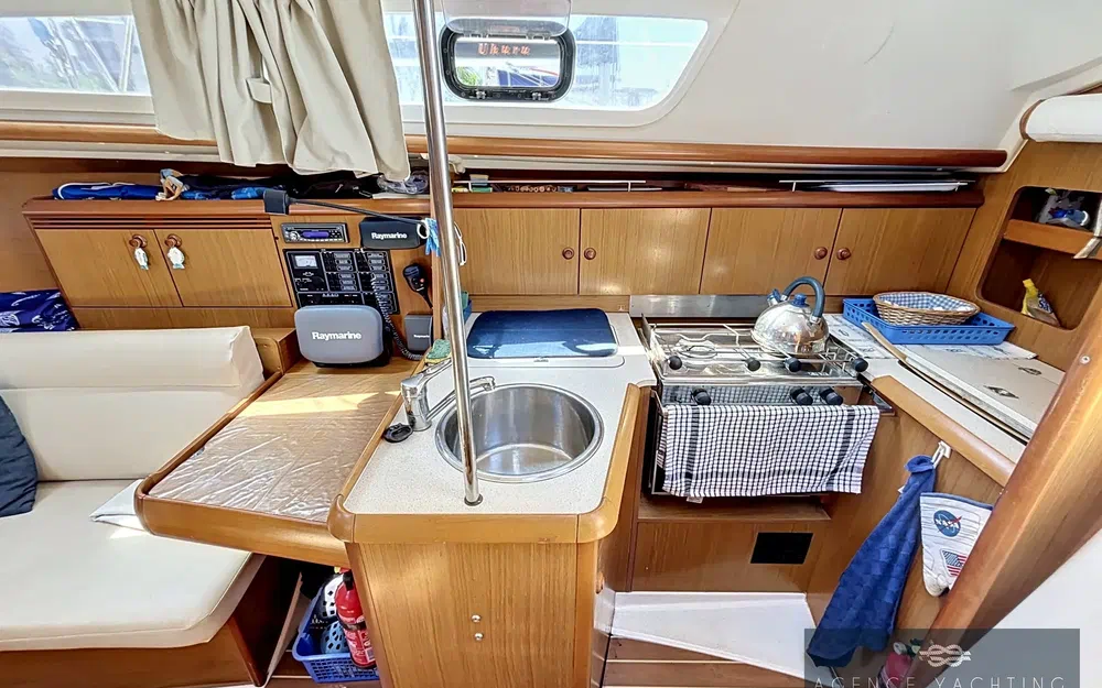 slider 3 Jeanneau Sun Odyssey 32 i