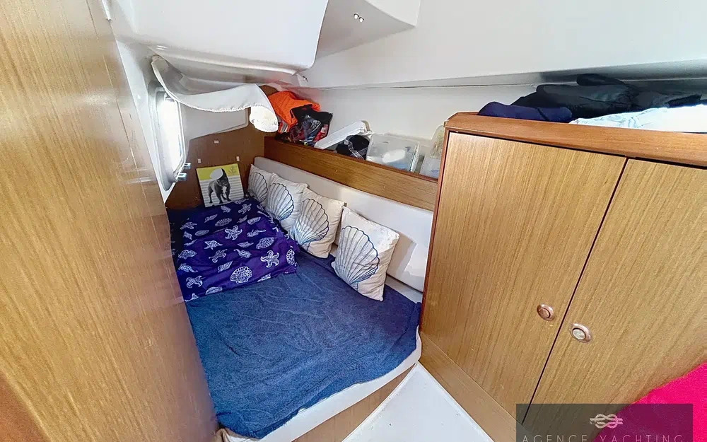 slider 7 Jeanneau Sun Odyssey 32 i