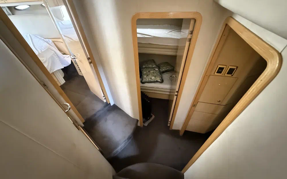 slider 68 Sea Ray 54
