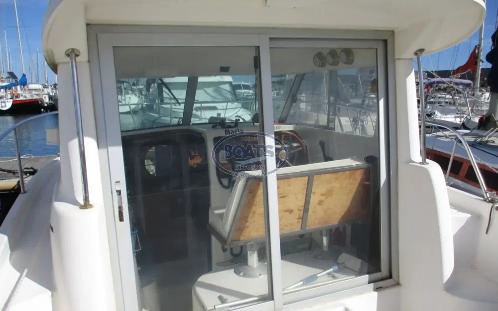 slider 2 Jeanneau Merry Fisher 695