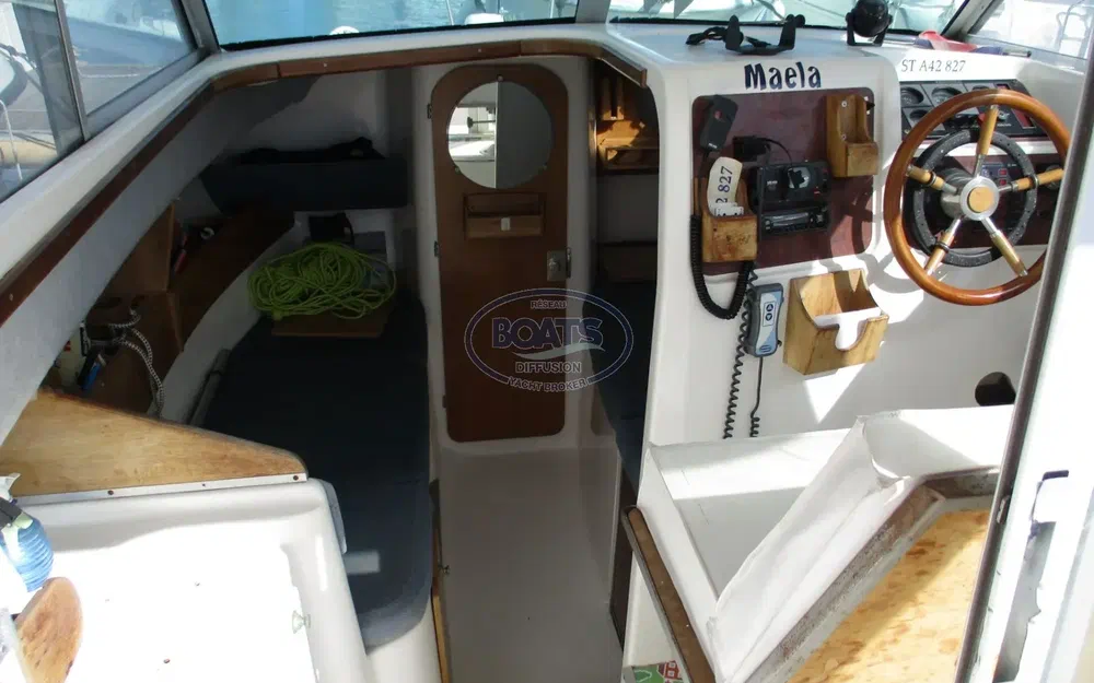 slider 6 Jeanneau Merry Fisher 695