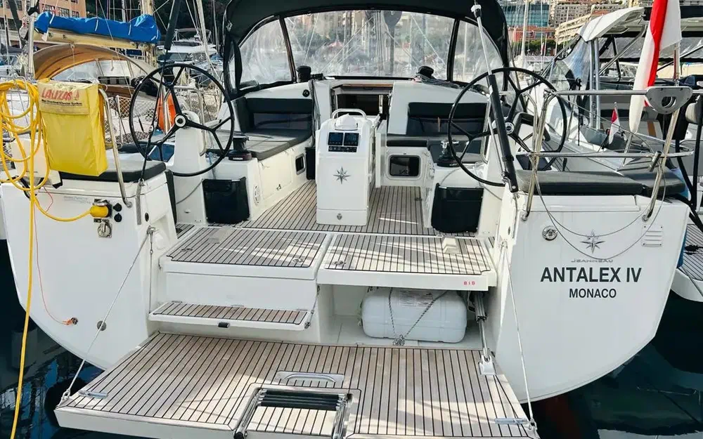 slider 1 Jeanneau Sun Odyssey 440