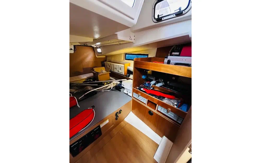 slider 10 Jeanneau Sun Odyssey 490