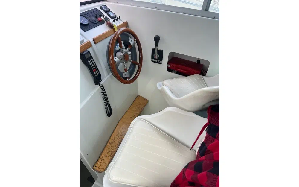 slider 7 Jeanneau Merry Fisher 650