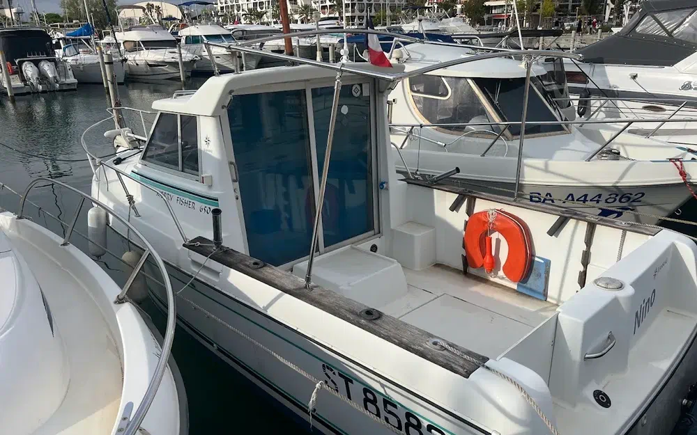 slider 1 Jeanneau Merry Fisher 650