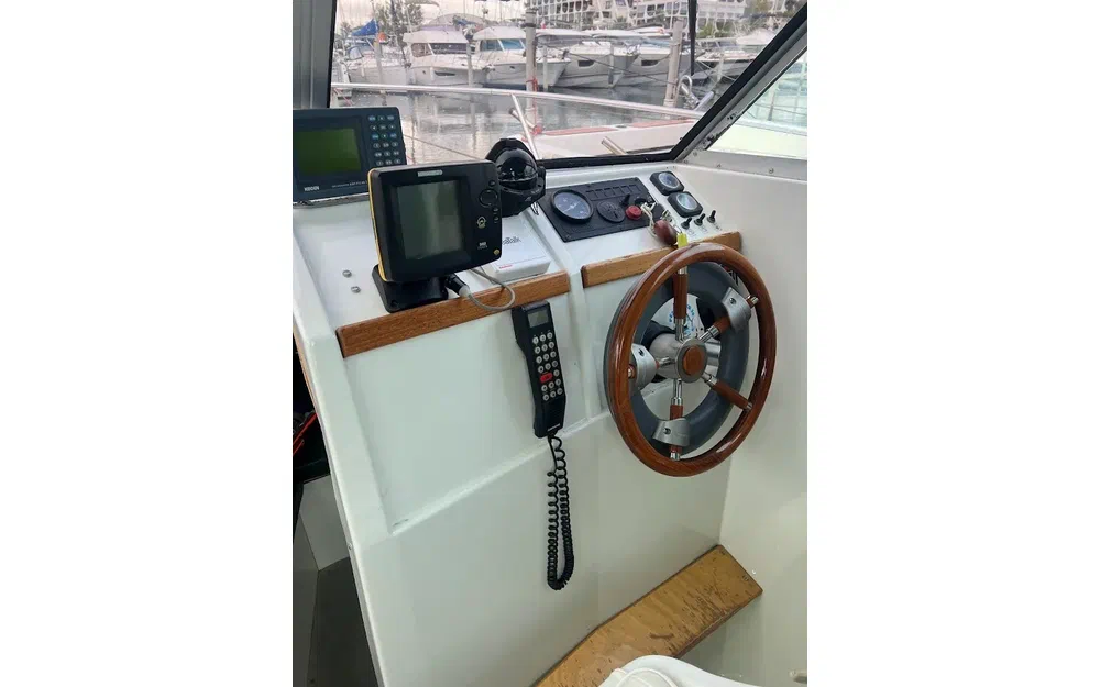 slider 4 Jeanneau Merry Fisher 650