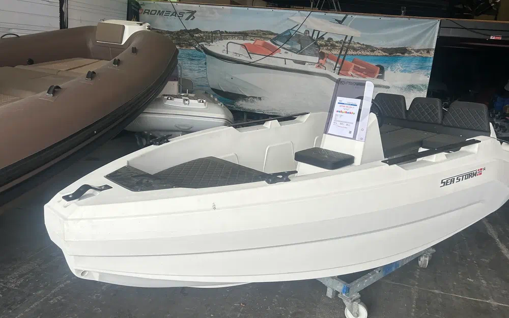 slider 0 Seastorm 14