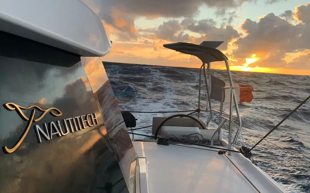 slider 18 Nautitech 44 Open