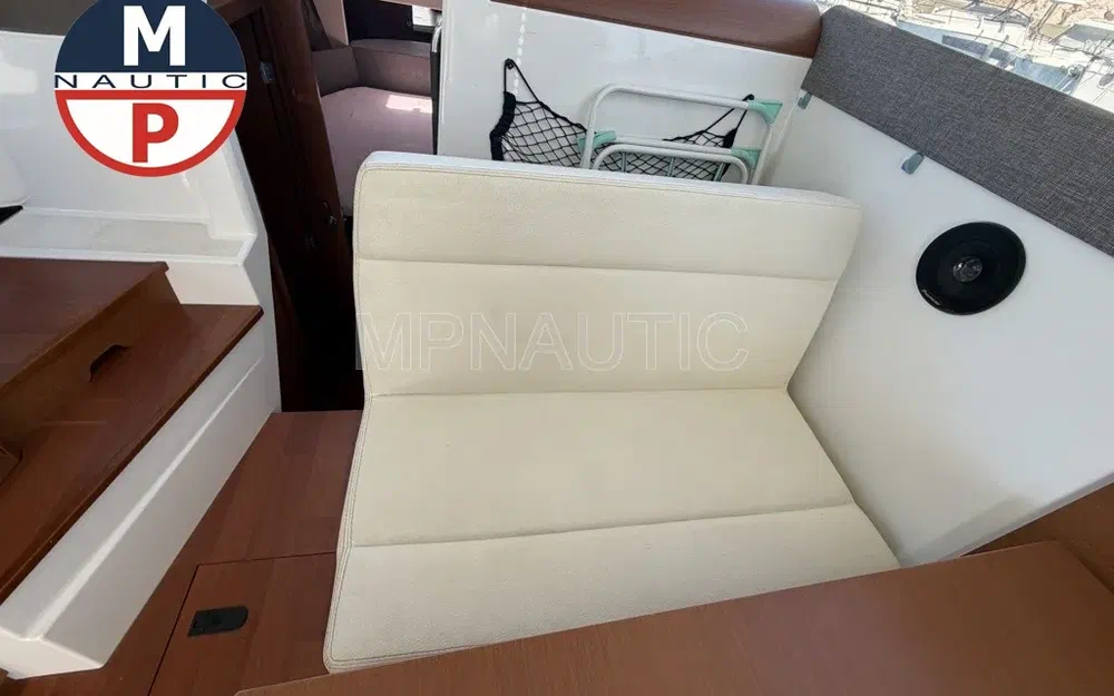 slider 22 Jeanneau NC 9