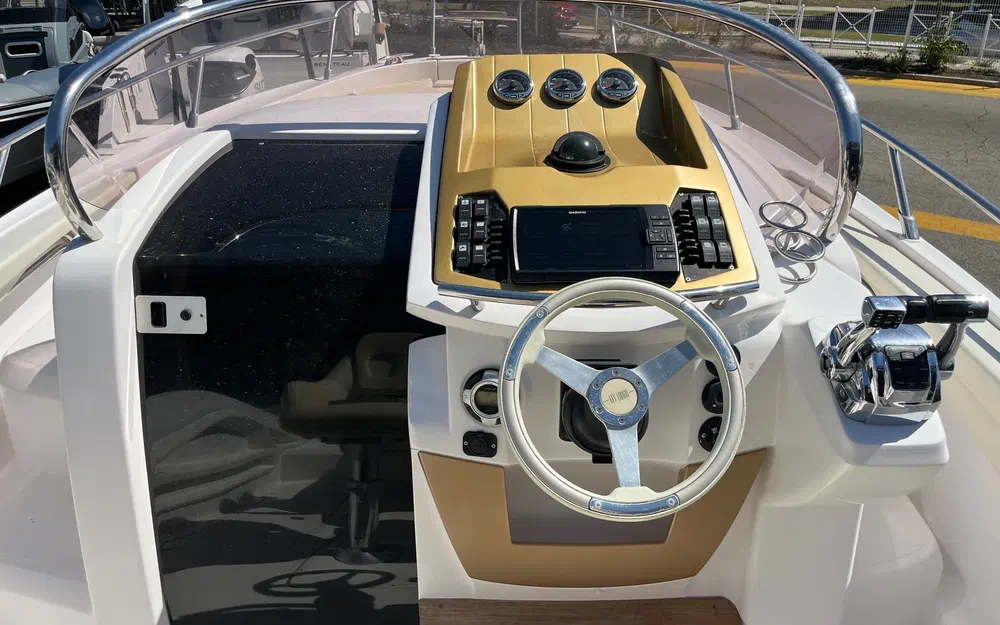 slider 12 Sessa Marine Key Largo 27