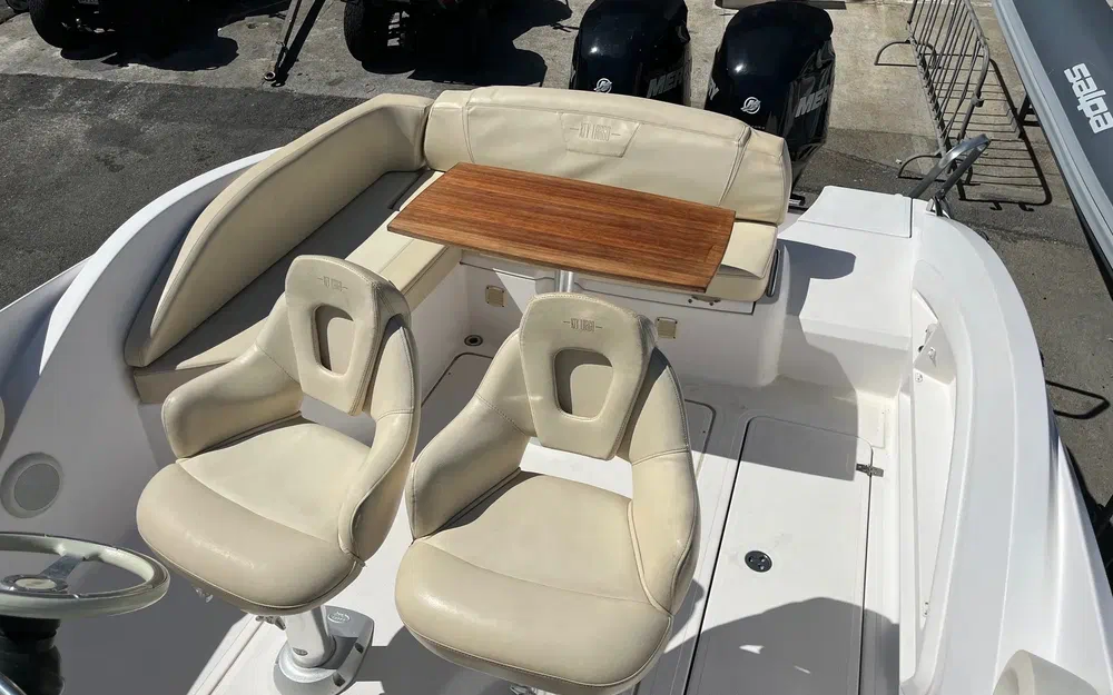 slider 7 Sessa Marine Key Largo 27