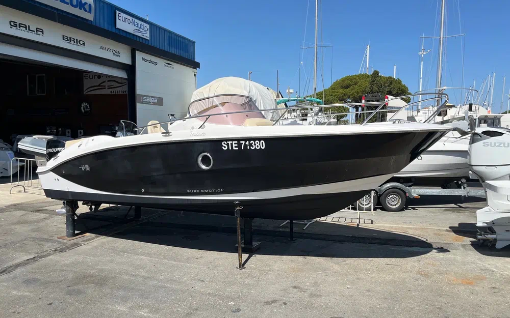 slider 1 Sessa Marine Key Largo 27