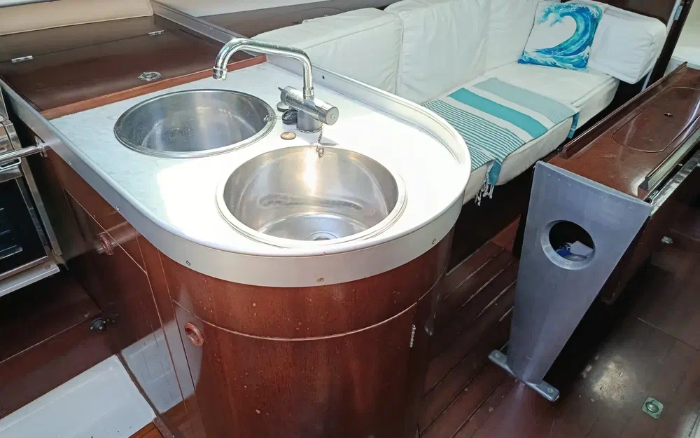 slider 14 Beneteau First 32 S5