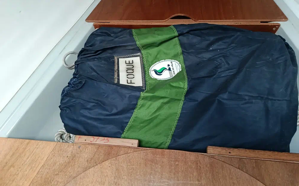 slider 23 Beneteau First 32 S5
