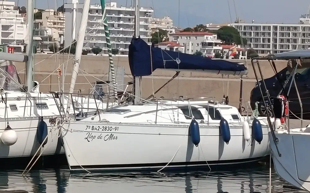 slider 2 Beneteau First 32 S5