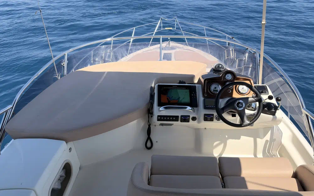 slider 9 Cranchi Atlantique 43