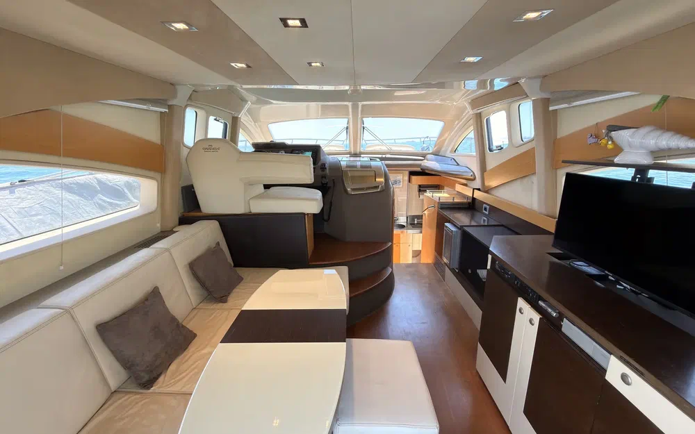 slider 12 Cranchi Atlantique 43